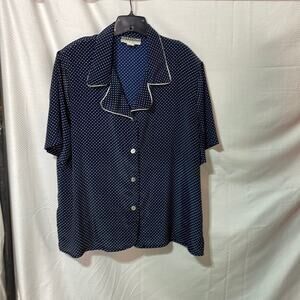 Notations 20w navy white polka dot button down short sleeve blouse Guc